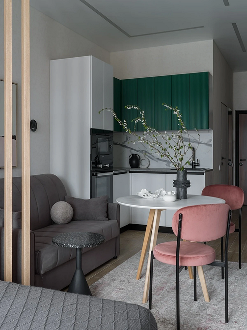 Елегантний кухонний диван з подушками: комфорт та стиль в одному рішенні