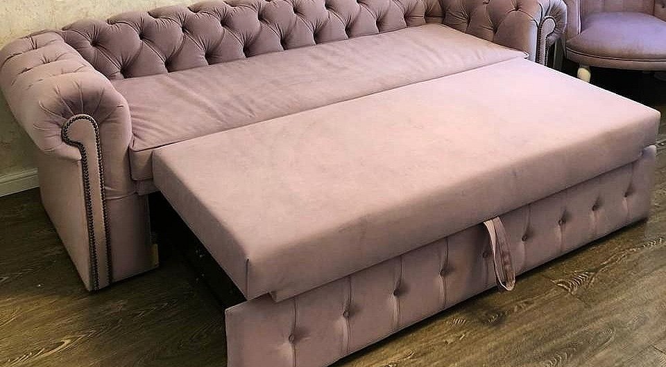 Диван дельфін з подушками: комфортний відпочинок та стильний дизайн у вашому домі.