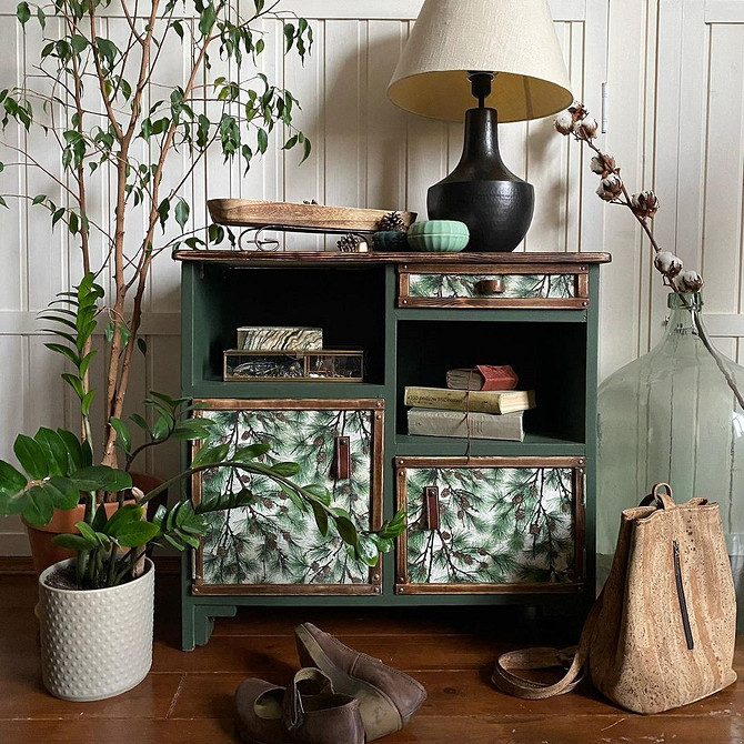 Оновлення старого буфета: перефарбування та декорування буфета в сучасному стилі.