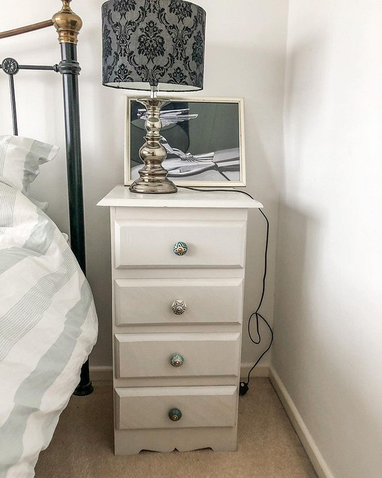 Реставрація меблів своїми руками: приклад переробки старого комода в стильний елемент декору