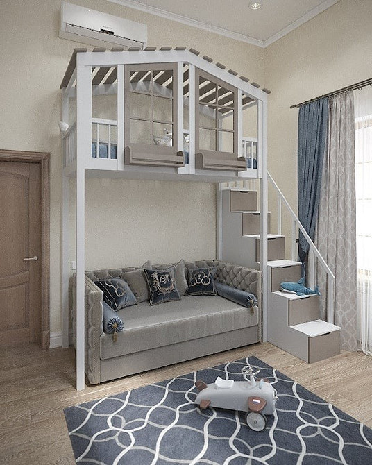 Дизайн маленької кімнати з ліжком-горищем та яскравим диваном в скандинавському стилі.