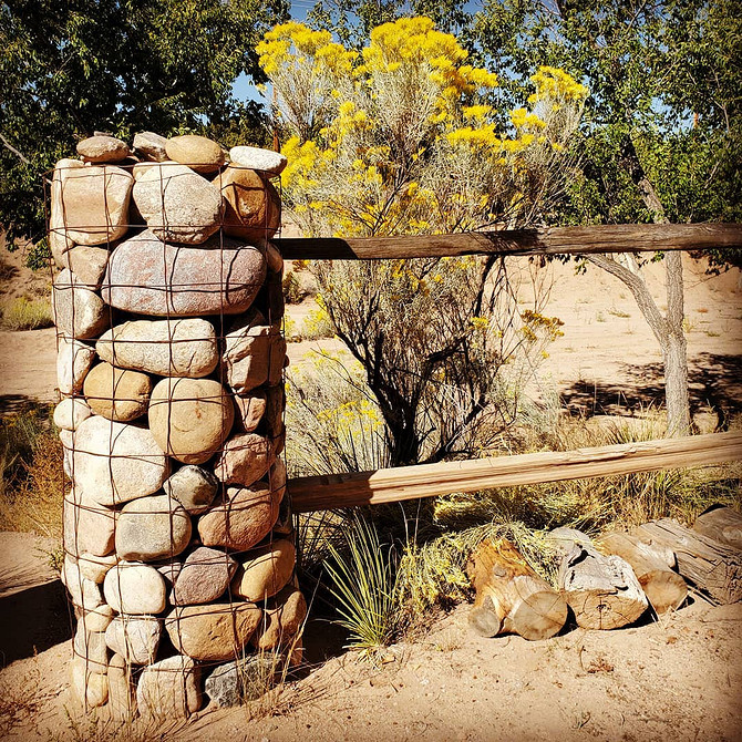 Покрокова інструкція зі створення габіонів своїми руками для ландшафтного дизайну саду.