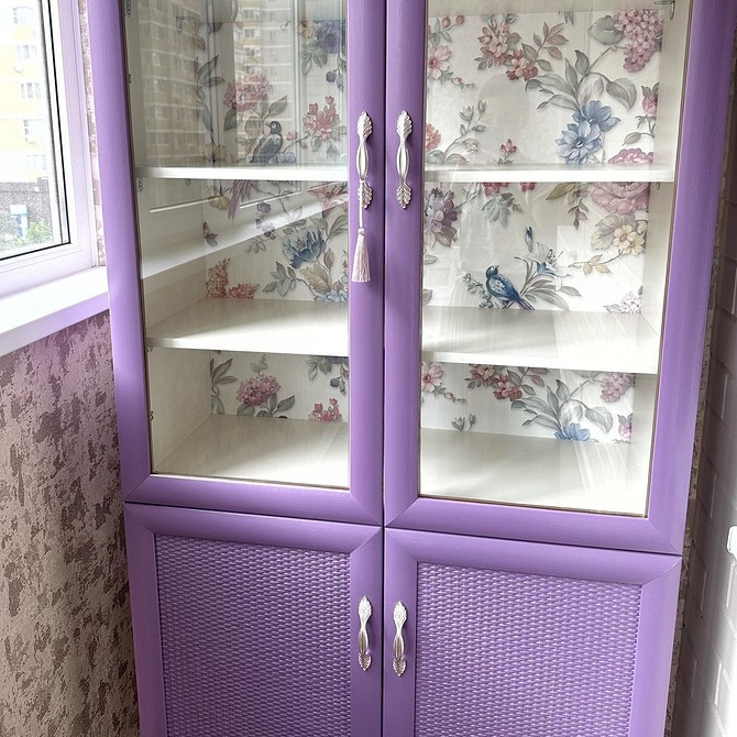 Реставрація старої шафи в стилі вінтаж: неповторний шарм для вашого дому