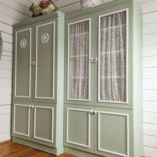 Оновлена шафа з використанням техніки декупажу: ідея декору для старих меблів