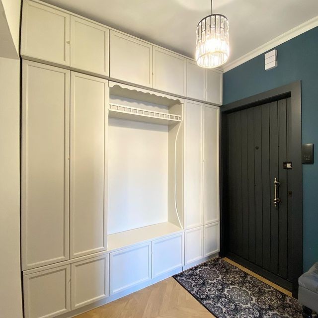 Оновлення старої шафи: перетворення меблів своїми руками з мінімальним бюджетом