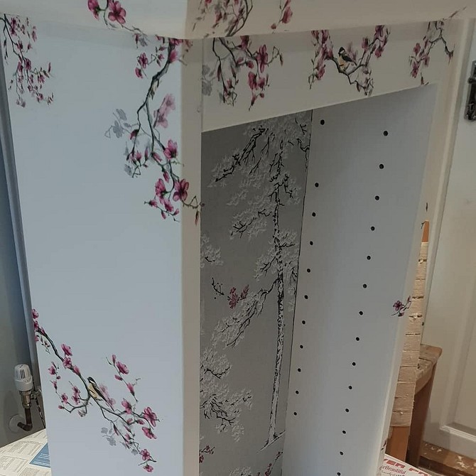 Оновлений старий шафа своїми руками: приклади реставрації та переробки меблів, фото до і після