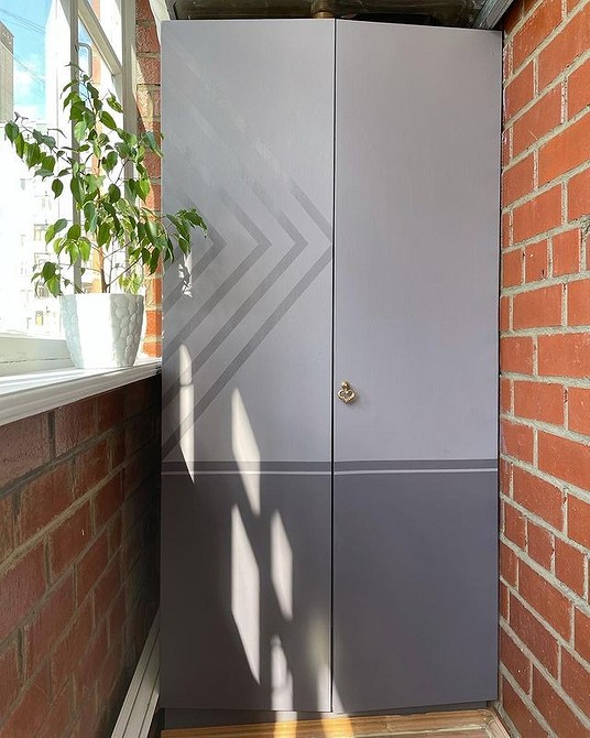 Відновлення старої шафи своїми руками: приклад реставрації та фарбування меблів.