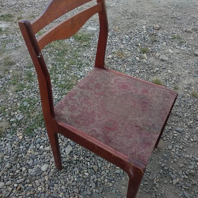 Декор старого стільця: перетворення меблів у стильний елемент інтер'єру