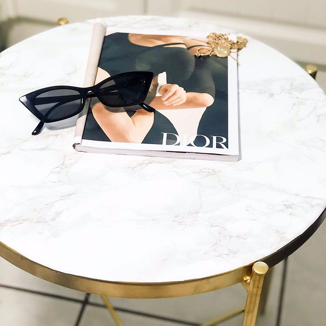 Переробка меблів ІКЕА: глянцевий аксесуар своїми руками, фарбування та декор інтер'єру