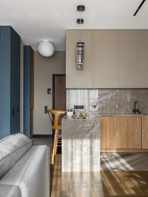 Планування кухні-вітальні: розстановка меблів для створення гармонійного та функціонального інтер'єру.