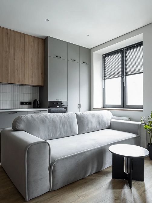 Сучасний дизайн кухні-вітальні: ідеї зонування простору та розстановки меблів.