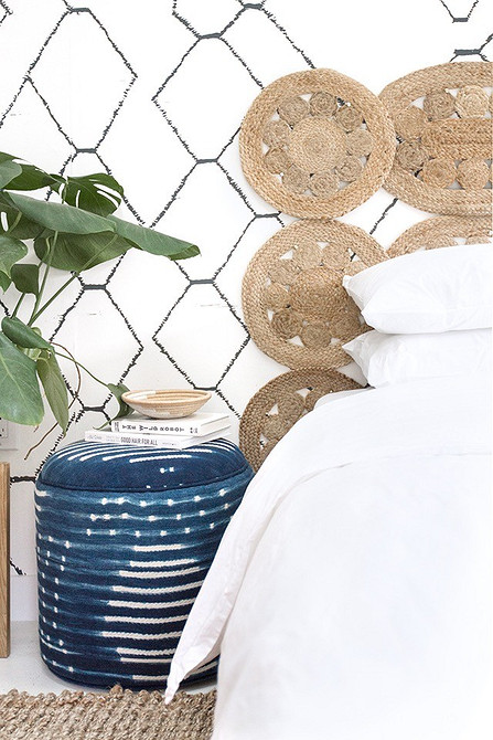 М'яке узголів'я: додайте затишку в спальню своїми руками, використовуючи прості матеріали