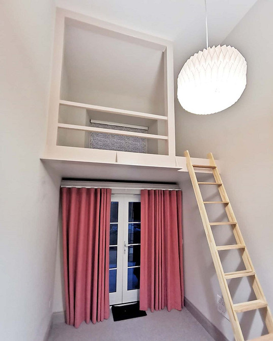 Ліжко-горище своїми руками: покроковий процес складання з інструкціями та порадами.