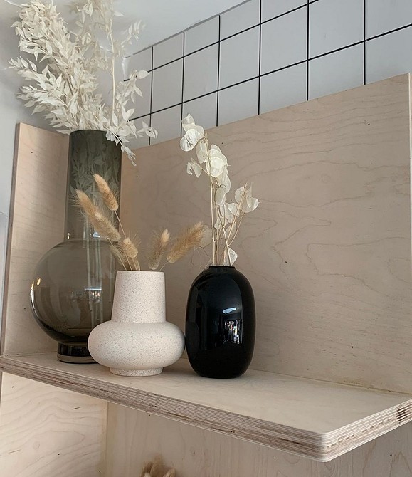 Етапи виготовлення фанерної полиці: поради майстра для початківців