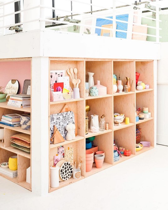 Дизайнерська фанерна полиця для книг та декору: зроби сам інструкція