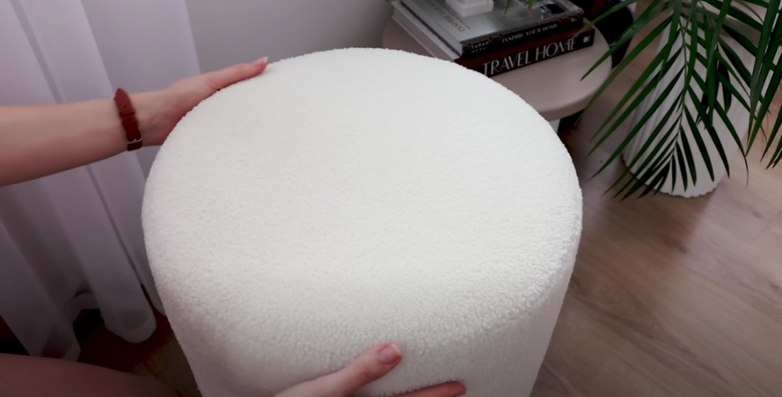 Виготовлення стильного пуфика з картонних коробок: покроковий майстер-клас з фото