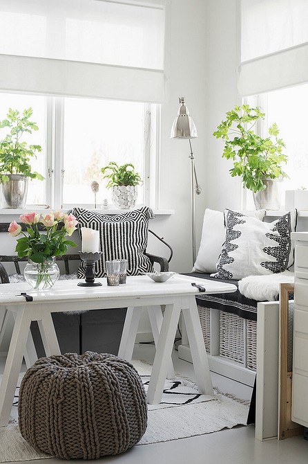 Майстер-клас як зробити пуф з підручних матеріалів в домашніх умовах.