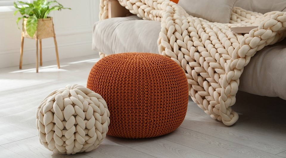 Пуфік своїми руками з коробки: майстер-клас з виготовлення унікального пуфика в інтер'єрі.