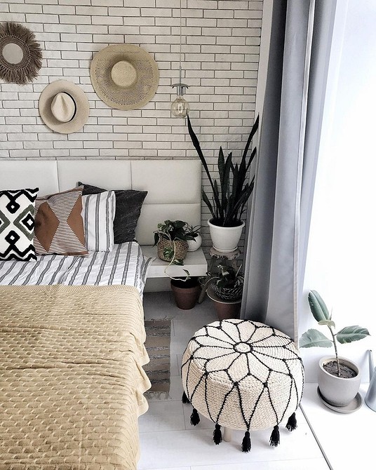 Пуфік з перероблених матеріалів: екологічний та стильний дизайн для дому