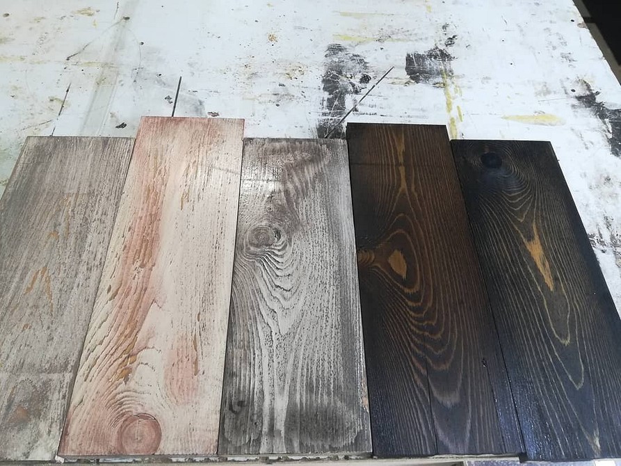 Процес зістарювання деревини: шліфування, нанесення морилки та патини своїми руками.