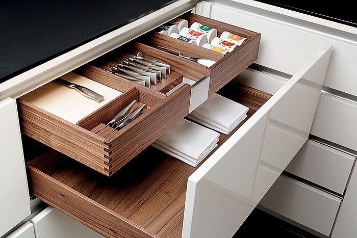 Оптимізація кухонного простору Ефективна організація зберігання на кухні: використання кухонних ящиків для оптимізації простору