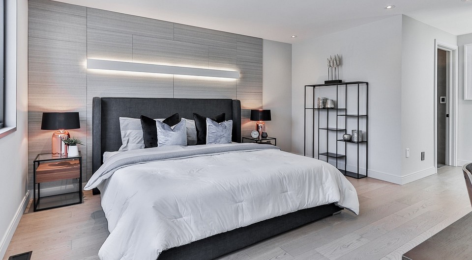 Ліжко з підйомним механізмом: вибираємо ідеальну модель для комфортного сну та зберігання речей.