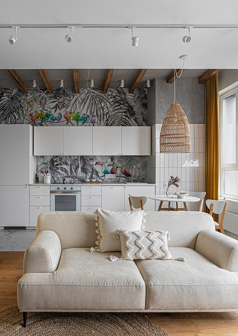 Диван на дерев'яних ніжках, екологічний дизайн та природні матеріали