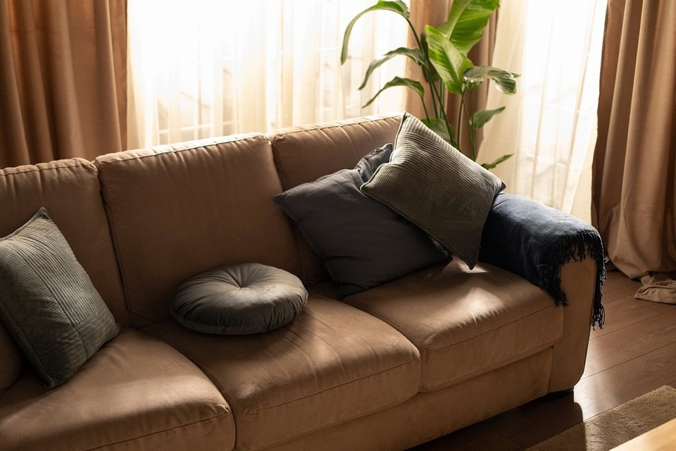 Тканина для оббивки дивана: розмаїття кольорів і текстур для затишного інтер'єру