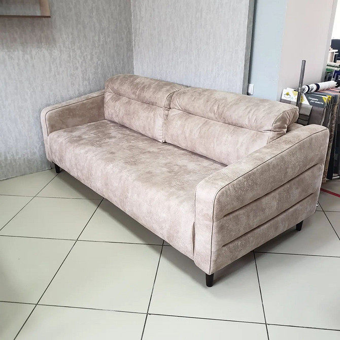 Тренди в дизайні диванів: сучасні рішення та популярні стилі 2023 року