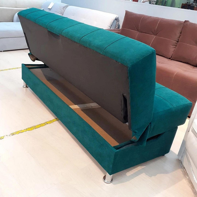 Види оббивки диванів: тканини, шкіра, велюр - переваги та недоліки кожного матеріалу