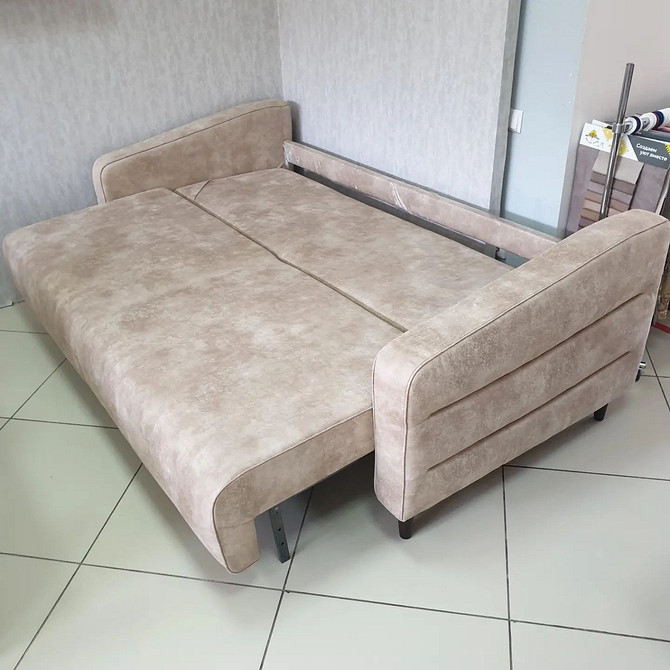 Сучасний диван у вітальні: вибір якісного дивану для комфорту та стилю