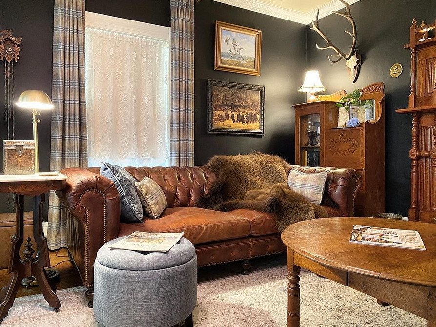 Диван для вітальні: різні стилі, кольори та матеріали для будь-якого інтер'єру.