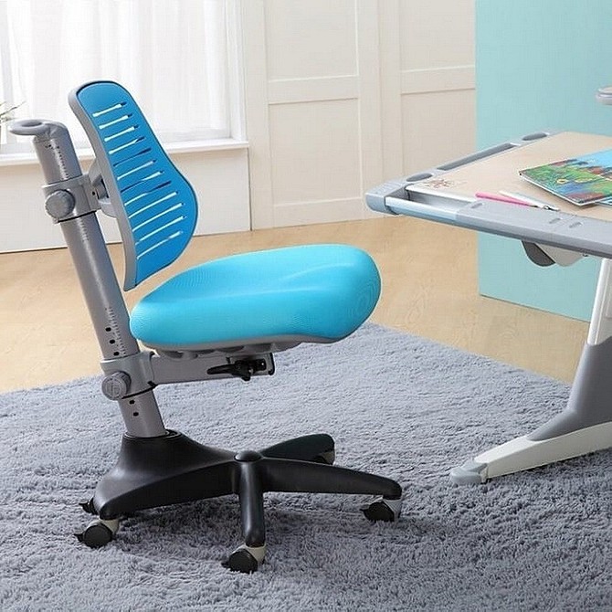 Безпечний стілець для школяра: вибір якісних шкільних меблів для дитини