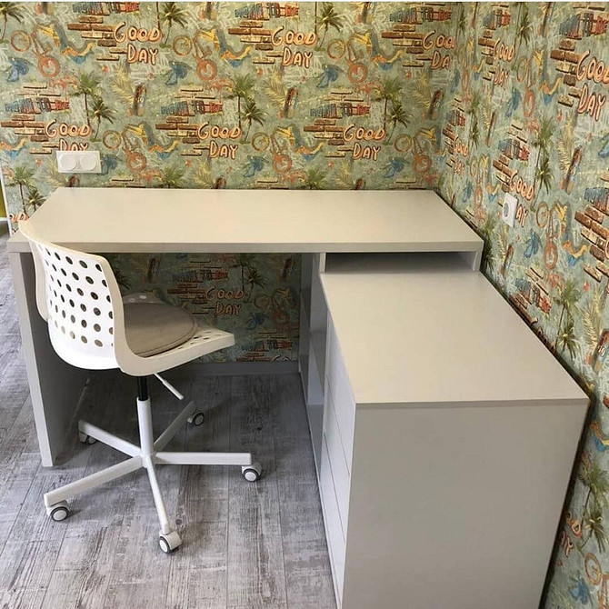 Ергономічний дитячий стілець для школяра з підтримкою попереку для здорової спини