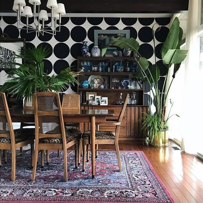 Реставрація старих шаф: критерії оцінки та вибір технологій для відновлення.