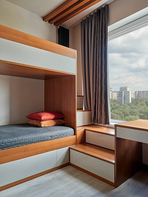 Сучасні ліжка 2025: ліжко-трансформер для багатофункціонального використання простору спальні.