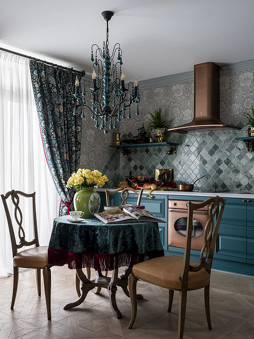 Сучасний круглий обідній стіл на одній ніжці: мінімалістичний дизайн та функціональність.