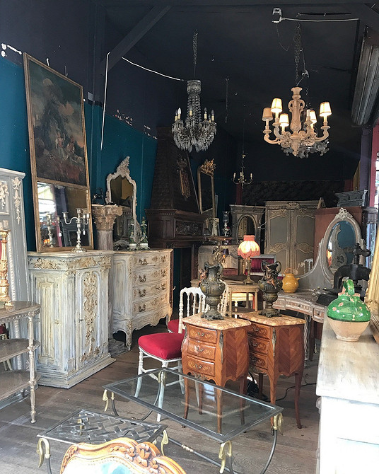 Ретро меблі в інтер'єрі: вінтажний стиль 50-х років з сучасними елементами декору