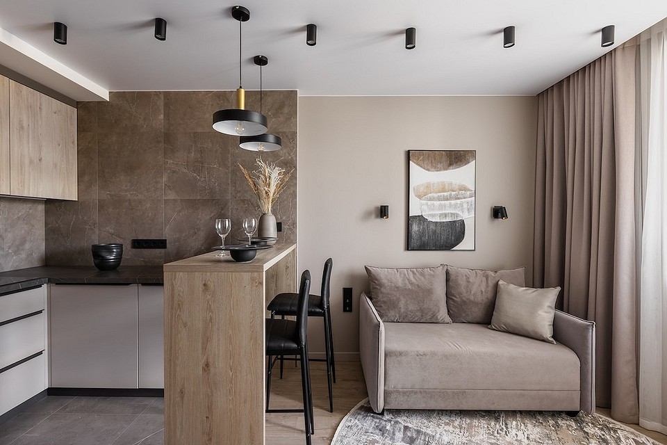 Приклад вітальні, де відмовились від меблевого гарнітура на користь індивідуальності.