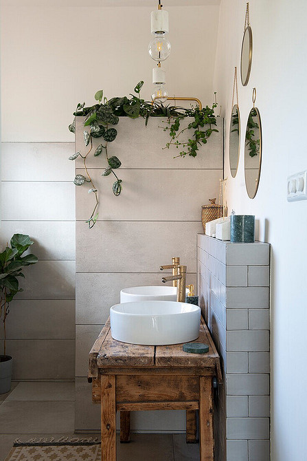 Оновлення вінтажного дзеркала: декор меблів та ідеї для дому в вінтажному стилі.