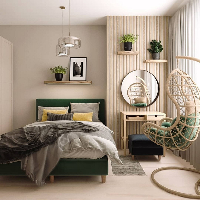 Підвісне крісло кокон в інтер'єрі вітальні, чудове місце для відпочинку та читання.