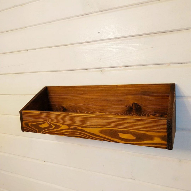 Варіант дизайну полиць на балконі своїми руками, полиці для квітів та рослин.