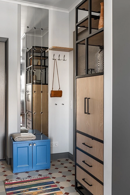 Стильні полиці в передпокої: ідеї для зберігання та організації простору, дизайн передпокою