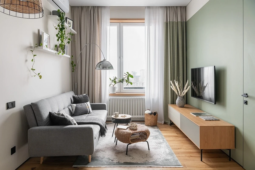 Настінні полиці в інтер'єрі спальні, створюють затишну атмосферу та додають місця для зберігання