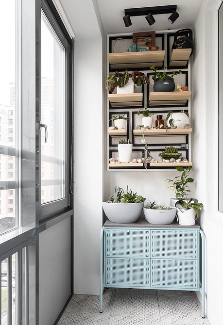 Декоративні полиці в інтер'єрі: додайте акцент та стиль вашому дому.