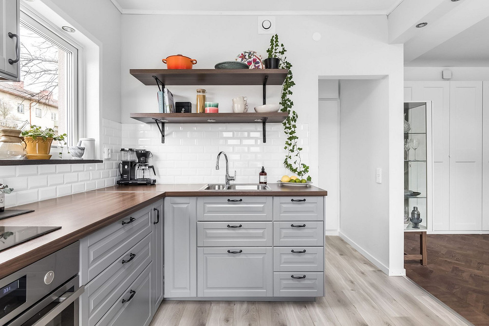 Поєднання сірого кольору з іншими відтінками в інтер'єрі: ідеї для вашого дому.