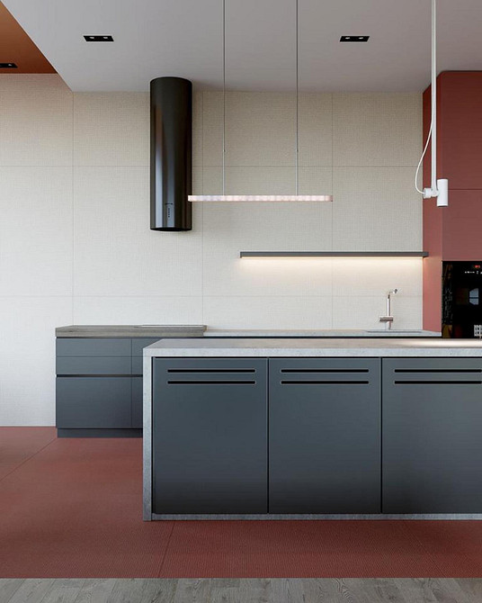 Стильна сіра обідня зона з дерев'яним столом та м'якими стільцями.