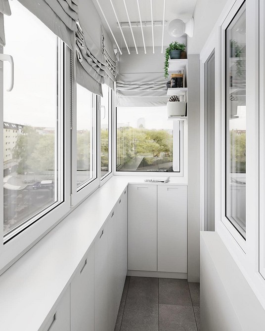 Меблі для балкону: функціональна шафа на лоджії для зберігання речей