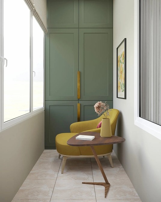 Шафа з розсувними дверима на балконі для зручного зберігання та економії місця.