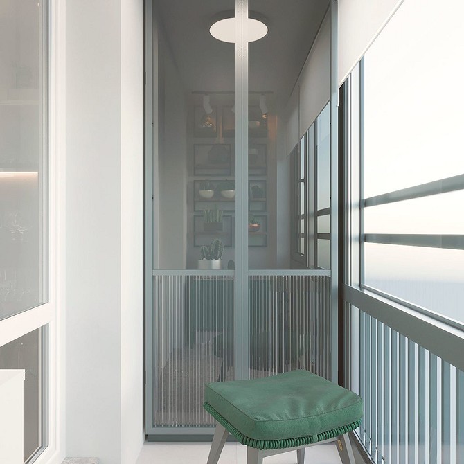 Кутова шафа на балконі: ергономічне рішення для оптимізації простору та зберігання речей.